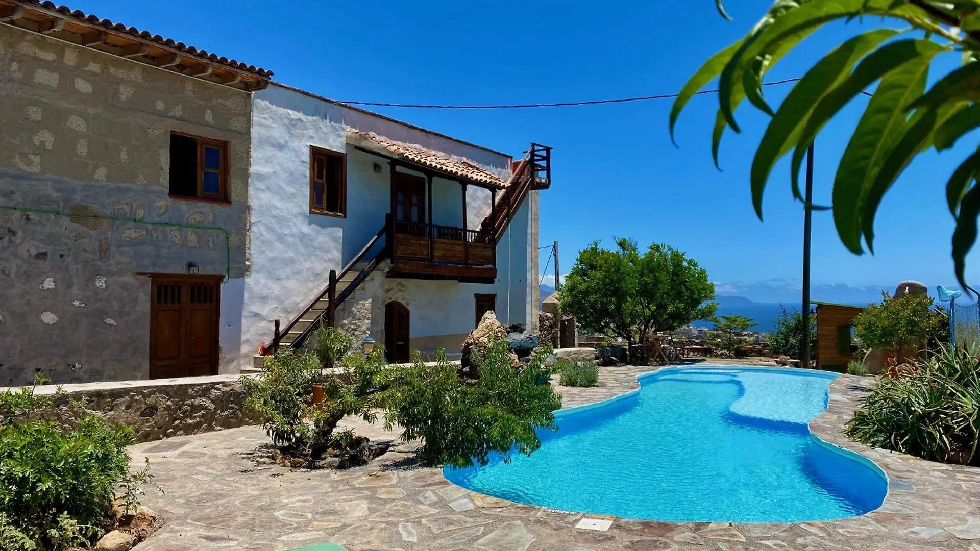 Biofinca Casa El Riego contacts
